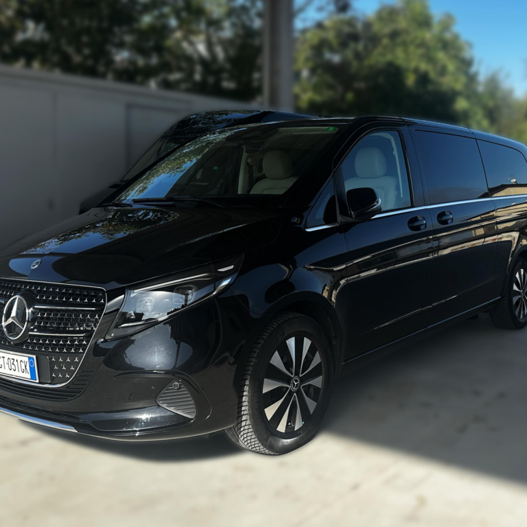 Van Merceder V 250 d Avantgarde ExtraLong NCC Noleggio con conducente Taxi